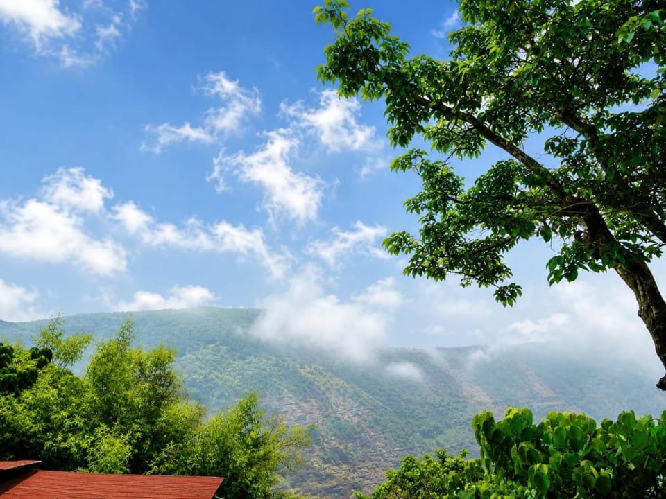 Garbat valley view Matheran Bed and Breakfast in Maharashtra