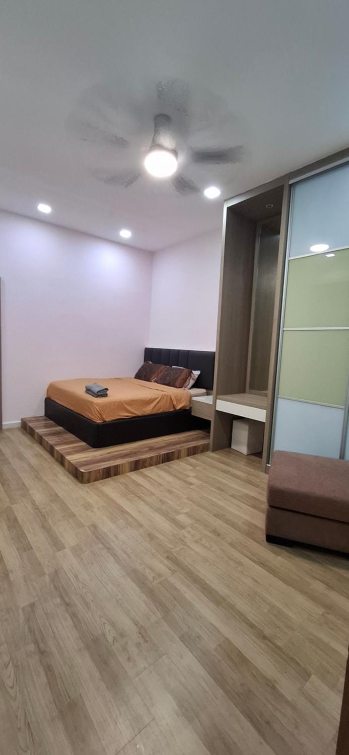 LGA Cozy Landed Staycation- Comfy and Fully Furnished House in Johor Bahru