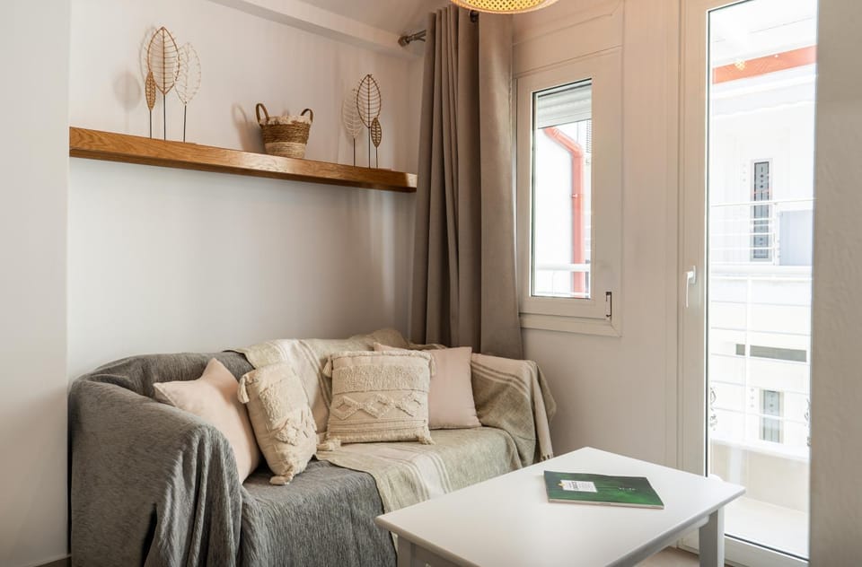 Olea Grey Apartment in Skiathos