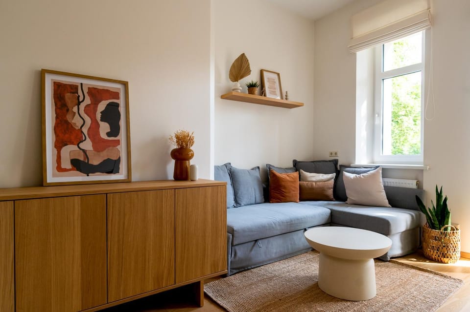 Living room, Seating area