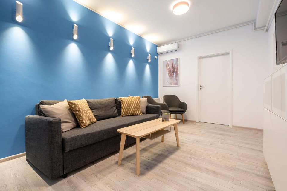 Blue 2Bdr Apartament in Magheru Apartment in Bucharest
