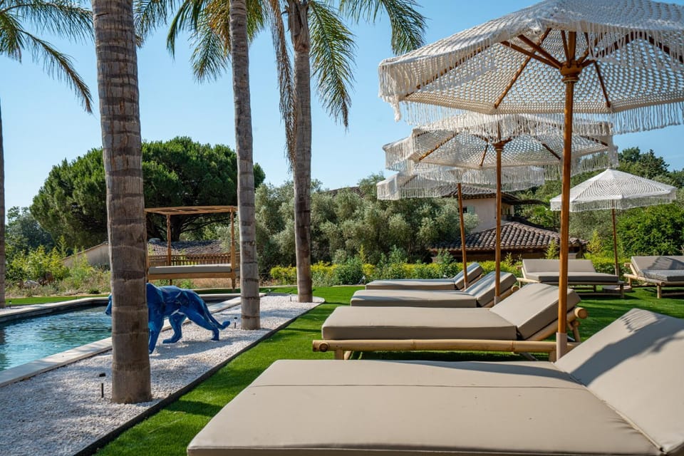 Villa Riva, Gulf of Saint-Tropez 14 people Villa in Cogolin