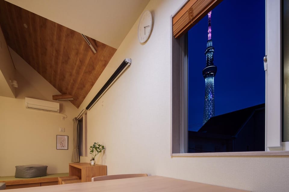 Living room, air conditioner