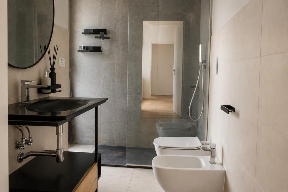 Toilet, Bathroom