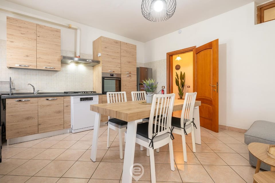 Estay - Domu Sant'Andrea - AirCon - WiFi - Balcony Apartment in Quartu Sant'Elena