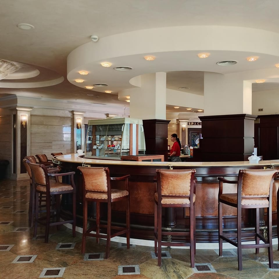 Lounge or bar