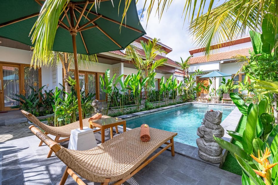 Property building, Swimming pool