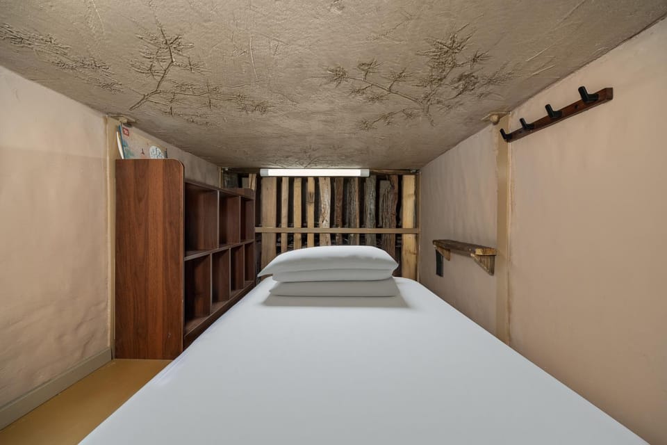 Bed, Bedroom, bunk bed