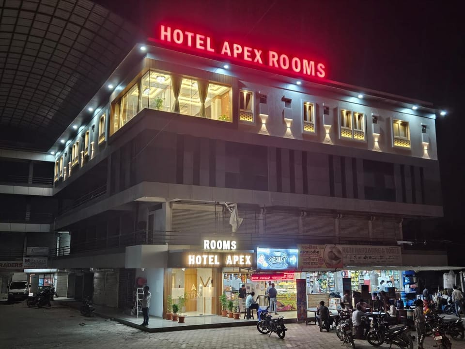Hotel Apex Hotel in Gujarat