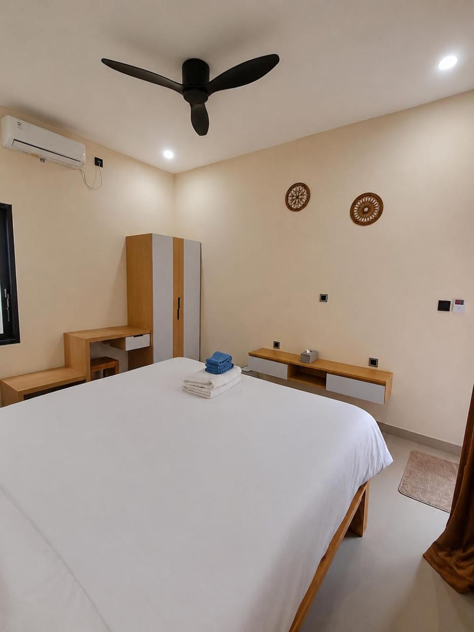 Bed, Bedroom, bidet