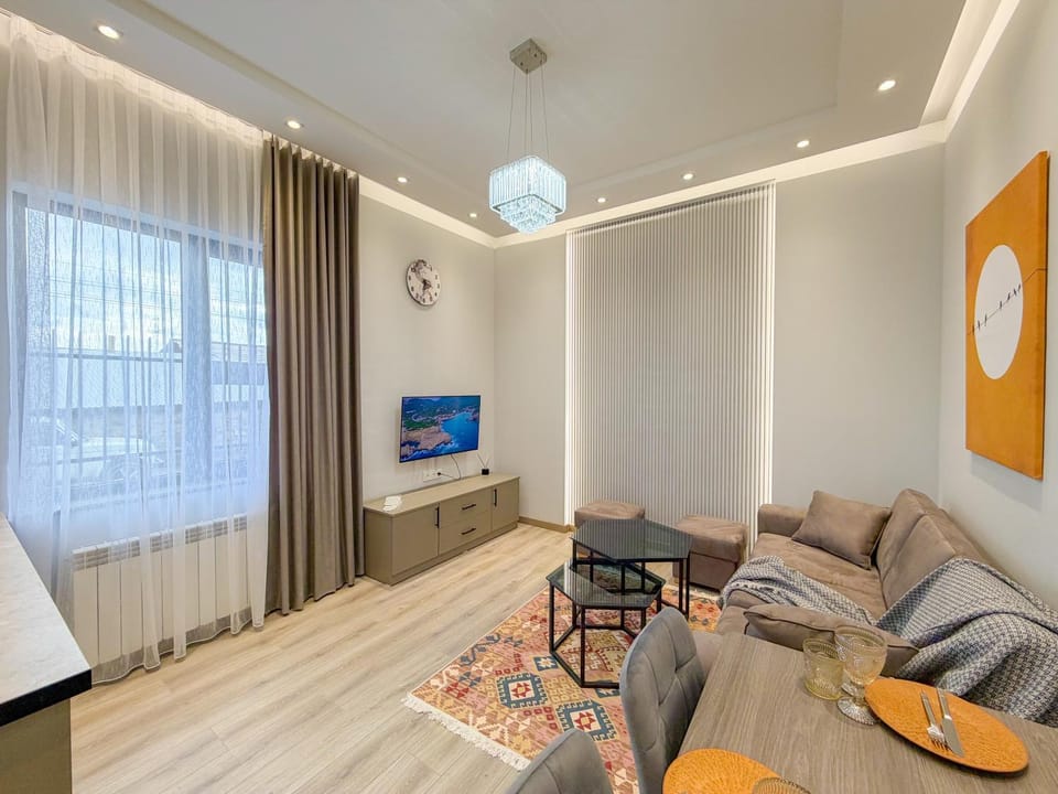 Quiet Oasis near Center Garden and Free Parking 2 Apartment in Yerevan