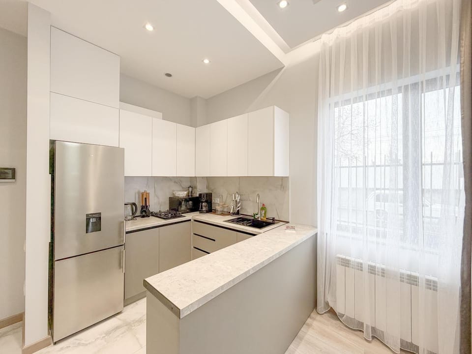Quiet Oasis near Center Garden and Free Parking 2 Apartment in Yerevan