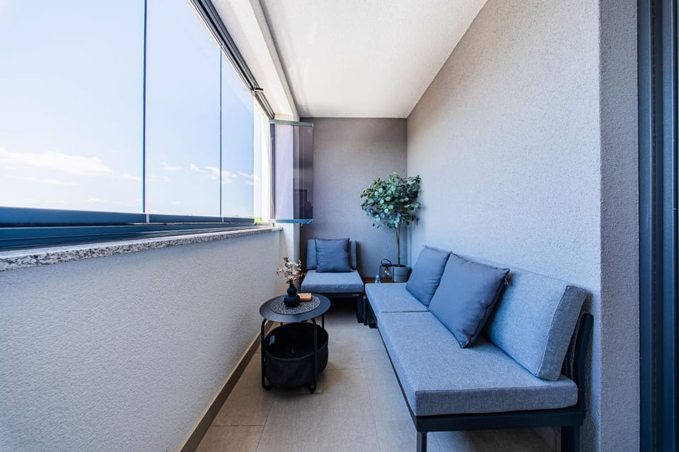 View (from property/room), Balcony/Terrace, Seating area
