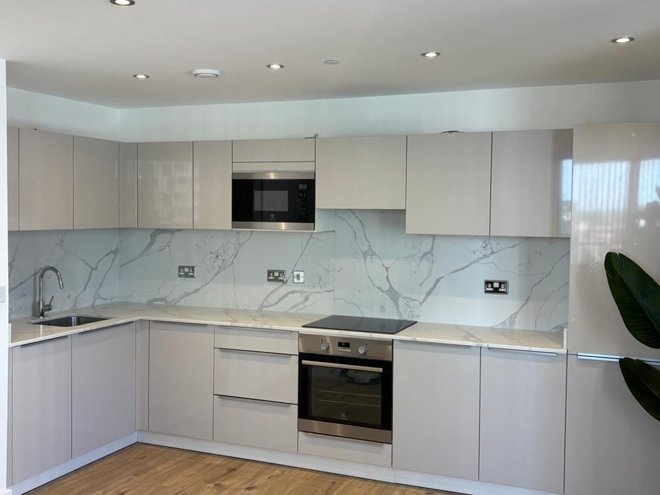 Luxury 2 Bedroom 8 min to London Bridge Apartment in London Borough of Lewisham