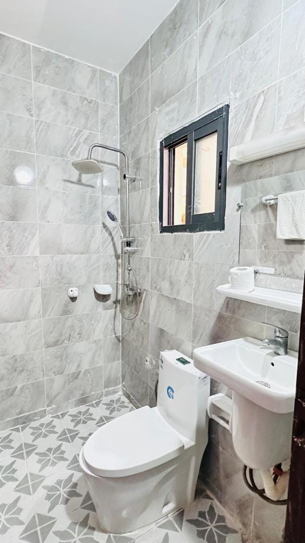 CHAMBREs SALON MEUBLÉ Apartment in Africa