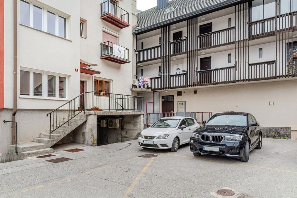 Property building, Parking