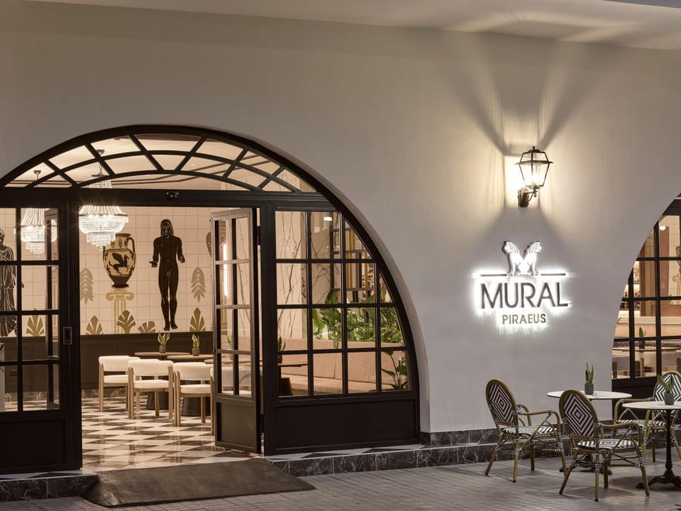 Seating area, Logo/Certificate/Sign