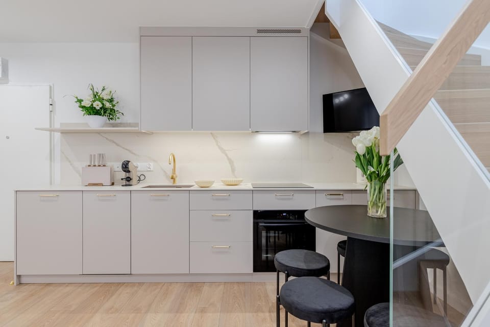 TV and multimedia, Kitchen or kitchenette, Dining area