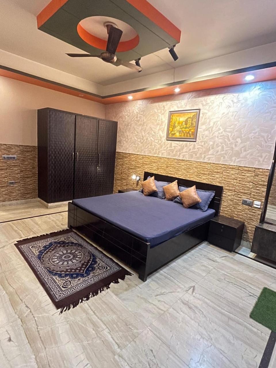 Let'Stay - Cuzzie, Sector 63A Noida Apartment in Noida