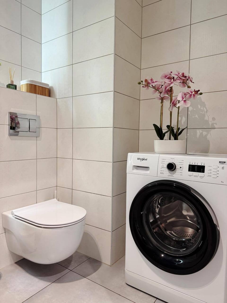 Bathroom, washing machine