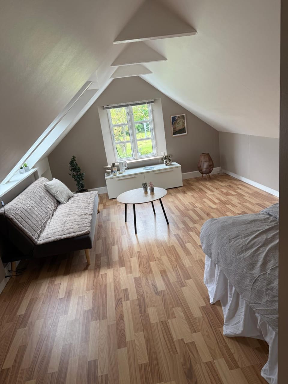Krummeled Rooms & Shelter by the forest Country House in Bornholm