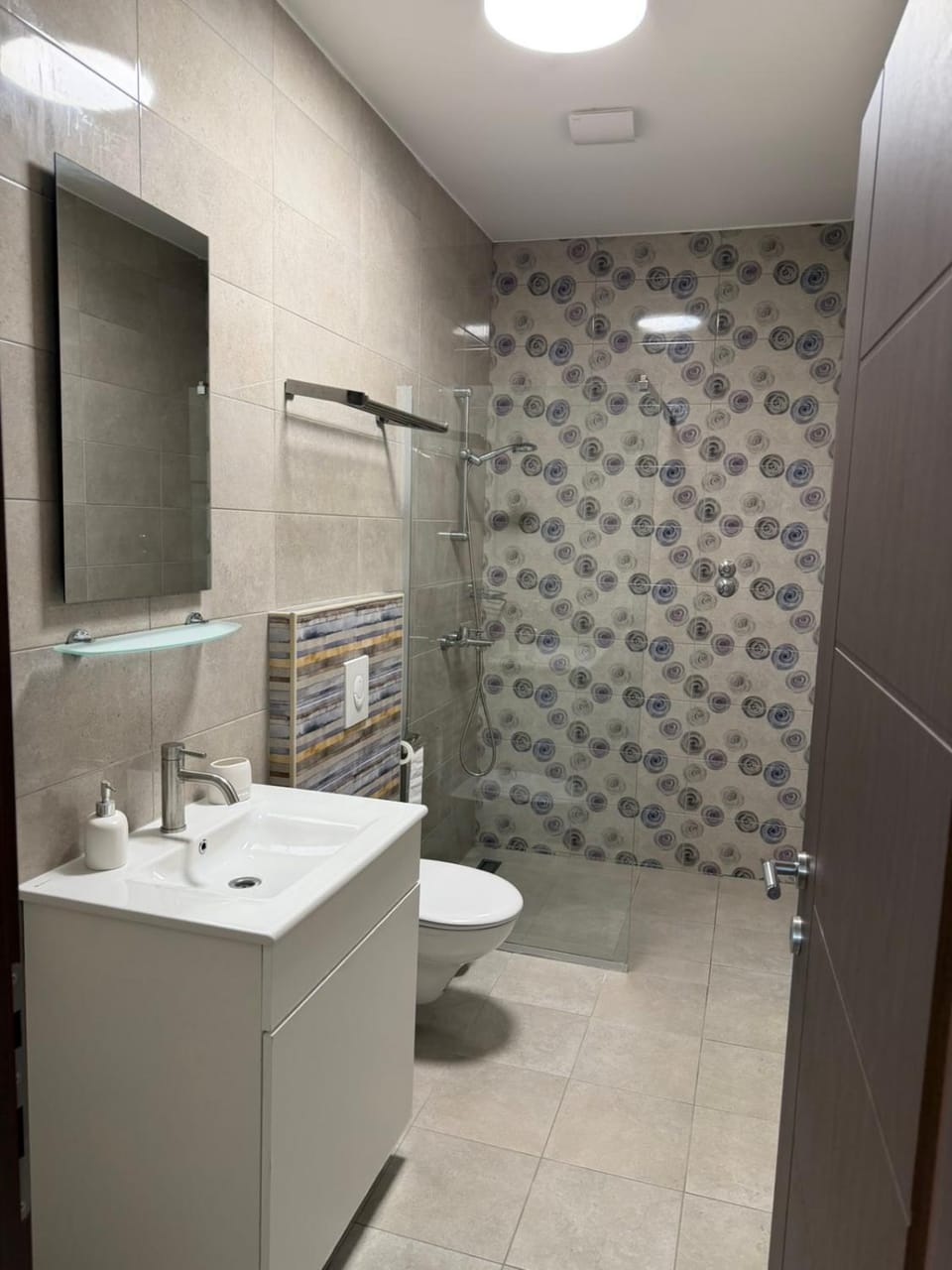 Bathroom, Bath