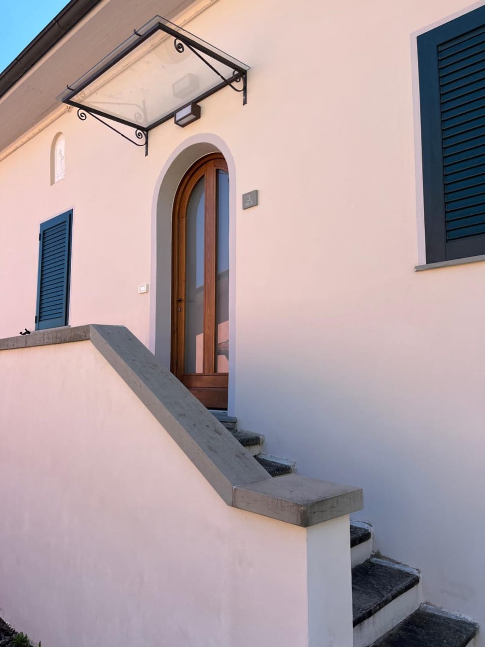 La Ca dal Sol Tuscany Jacuzzi-Piscina Villa in Province of Massa and Carrara