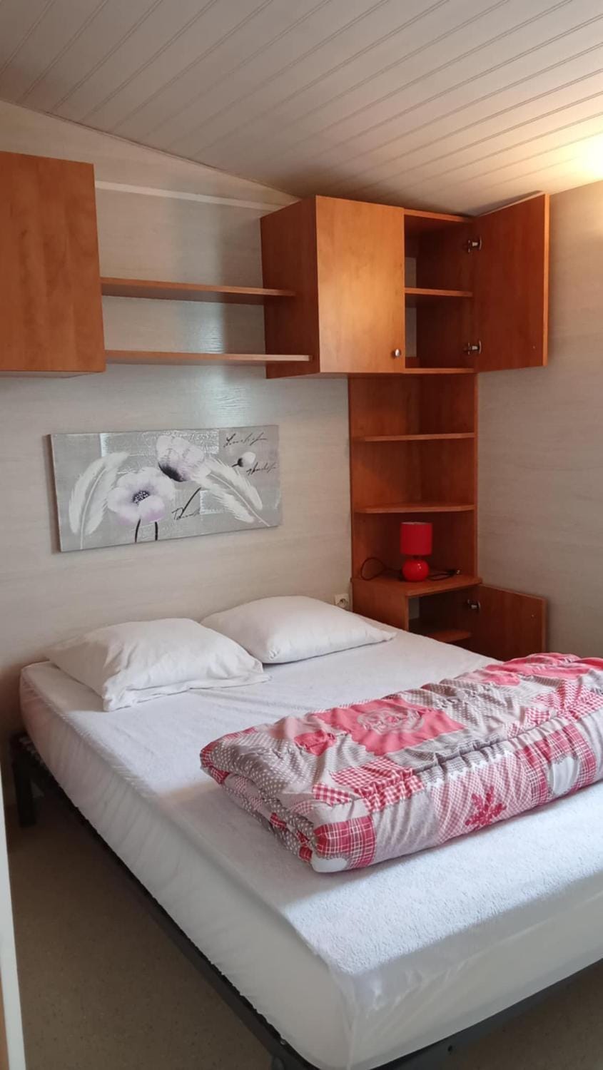 chalet Campground/ 
RV Resort in Château-d'Olonne