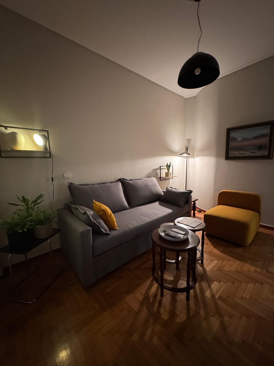 Living room, Seating area