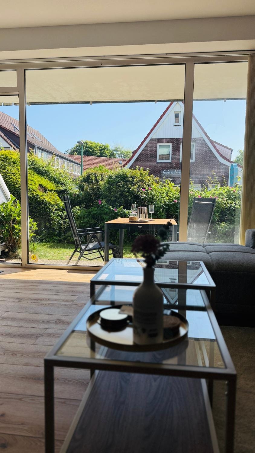 View (from property/room), Balcony/Terrace, Garden view