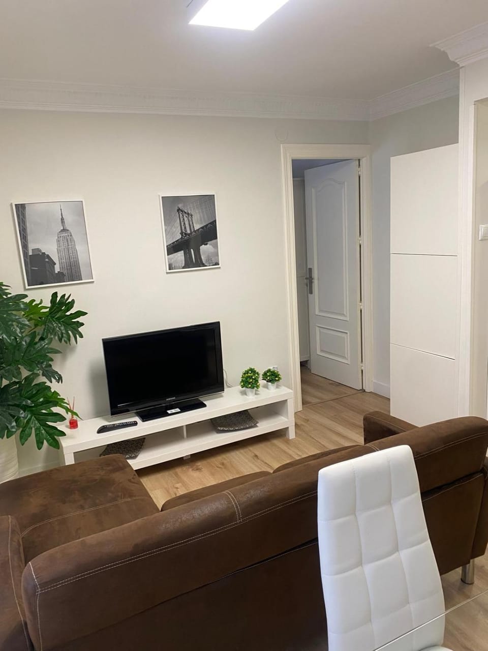 Communal lounge/ TV room, TV and multimedia