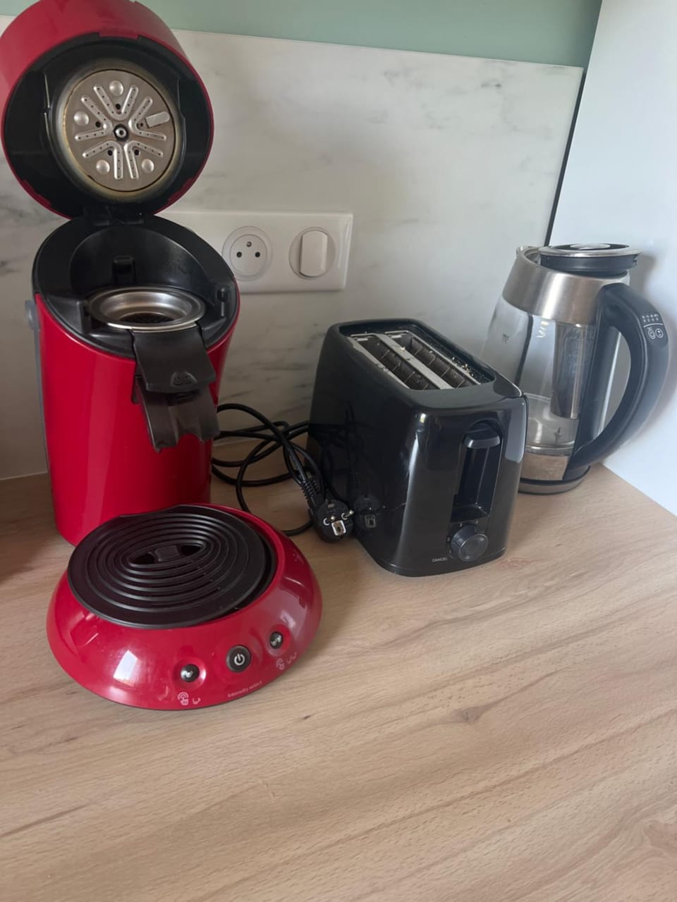 Coffee/tea facilities