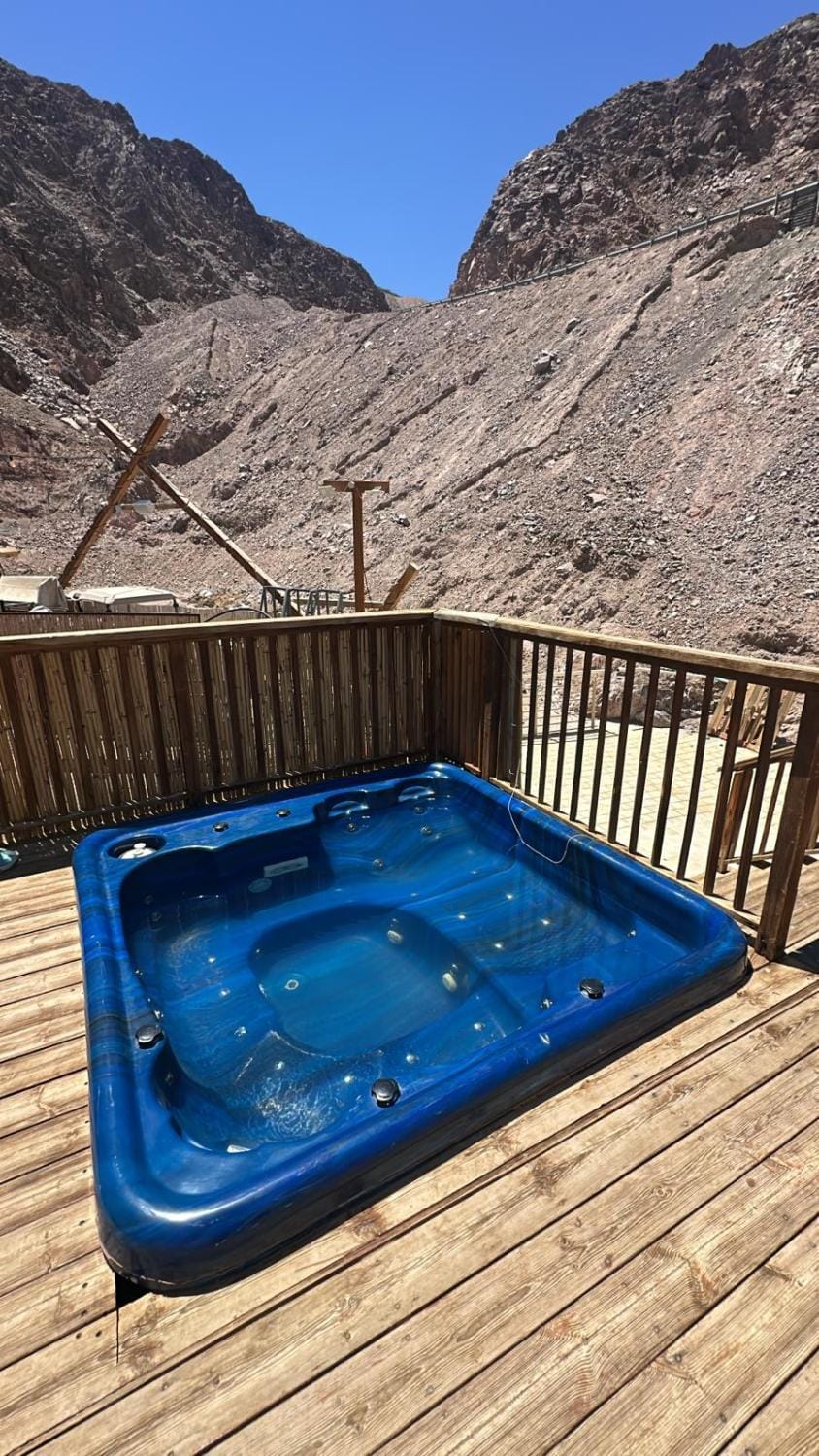Colonia - צימר ואוהל גלמפינג Apartment in Eilat