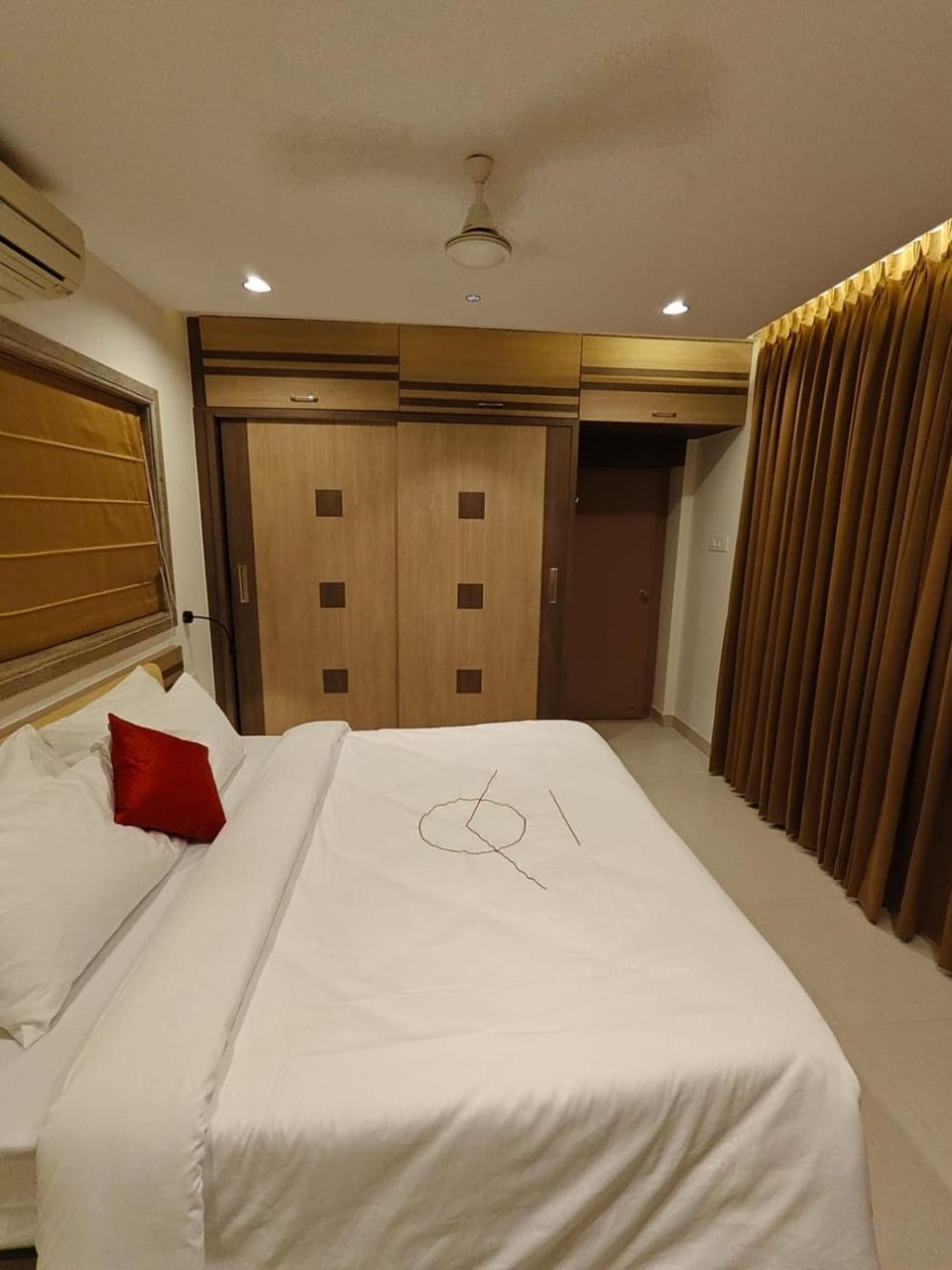 Luxe Pvt 3BHK on Balewadi High Street - 5 Star Hygiene Apartment in Pune