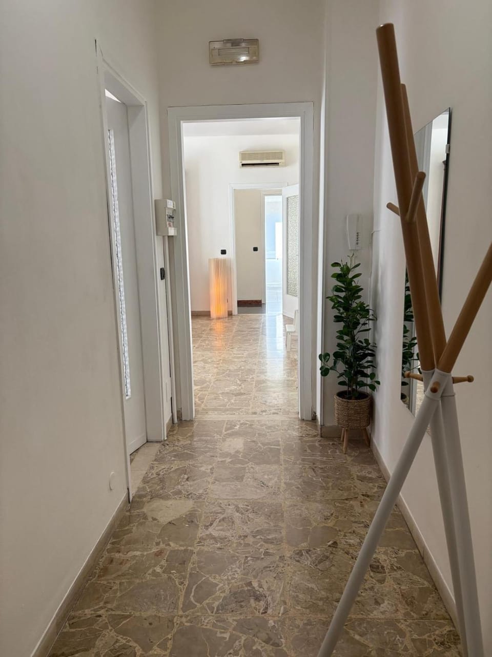 Stopover Desenzano Apartment in Desenzano del Garda