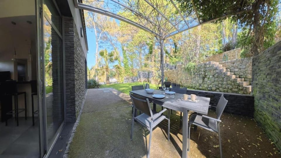 maison indépendante dans propriété sécurisée House in French Riviera