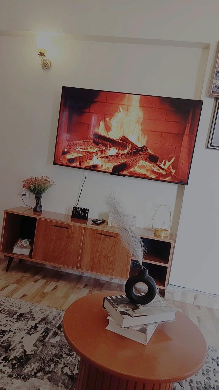 Evarine Bnb- Stylish 1 BR opposite Garden city, Thika Road Bed and Breakfast in Nairobi County