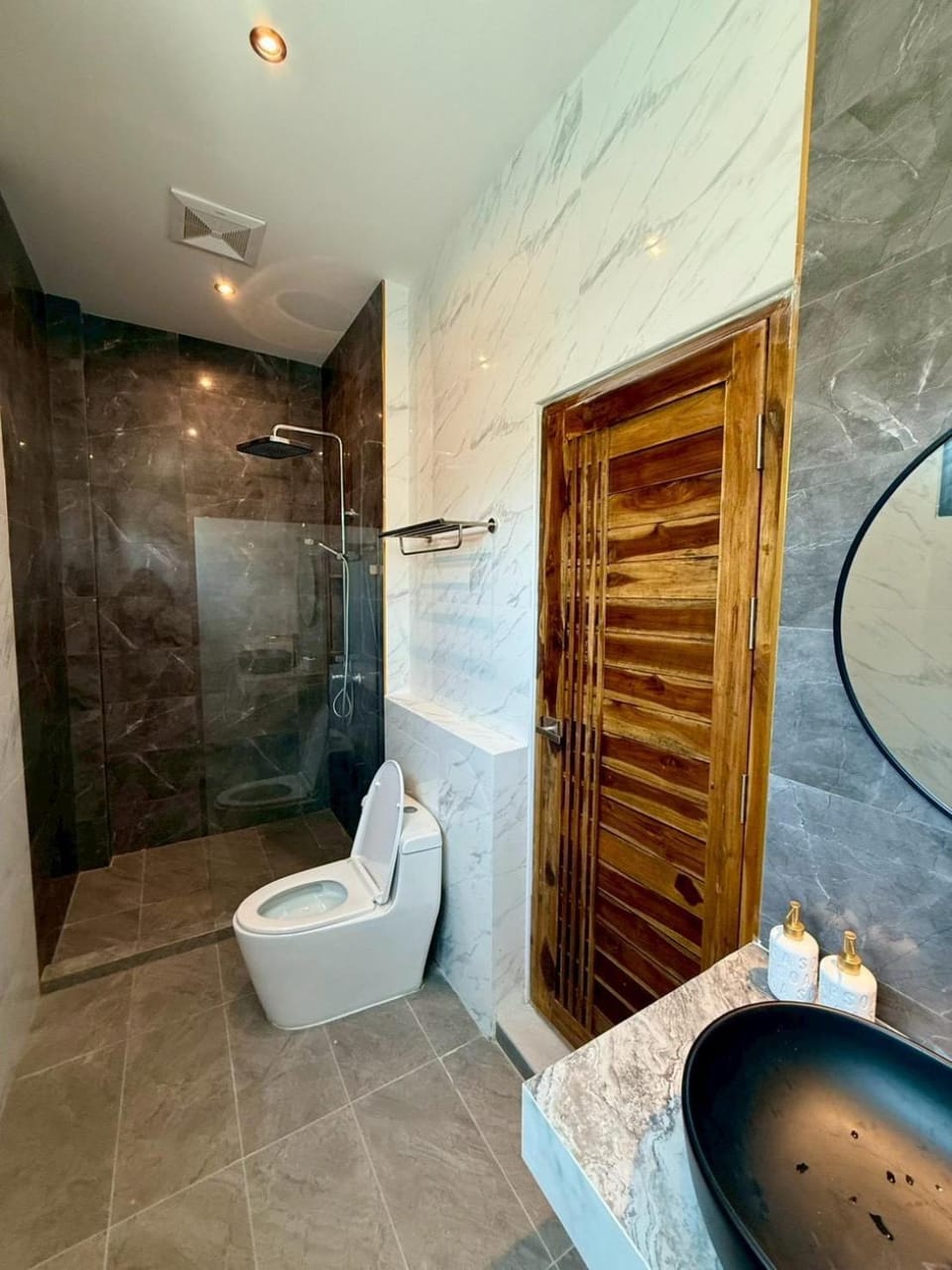 An An Pool Villa Villa in Pattaya City