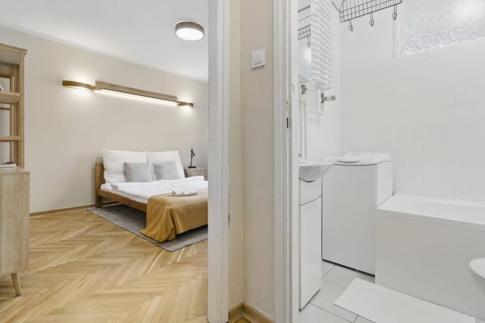 Bathroom, Bedroom