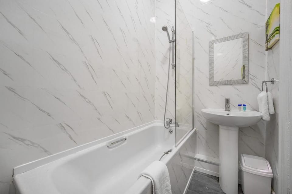 12GH - for your most relaxed & cosy stay Apartment in Leeds