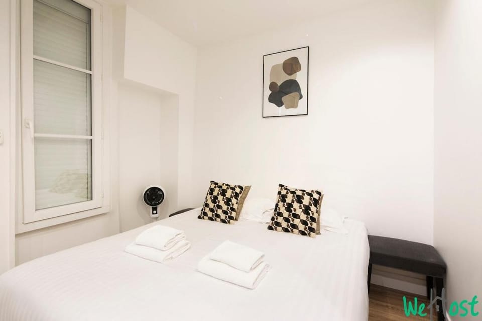 Logement pour 2 personnes aux portes du Marais Apartment in Paris
