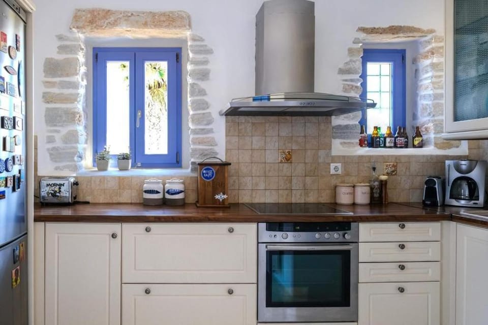 Villa Anna Apartment in Paros, Greece
