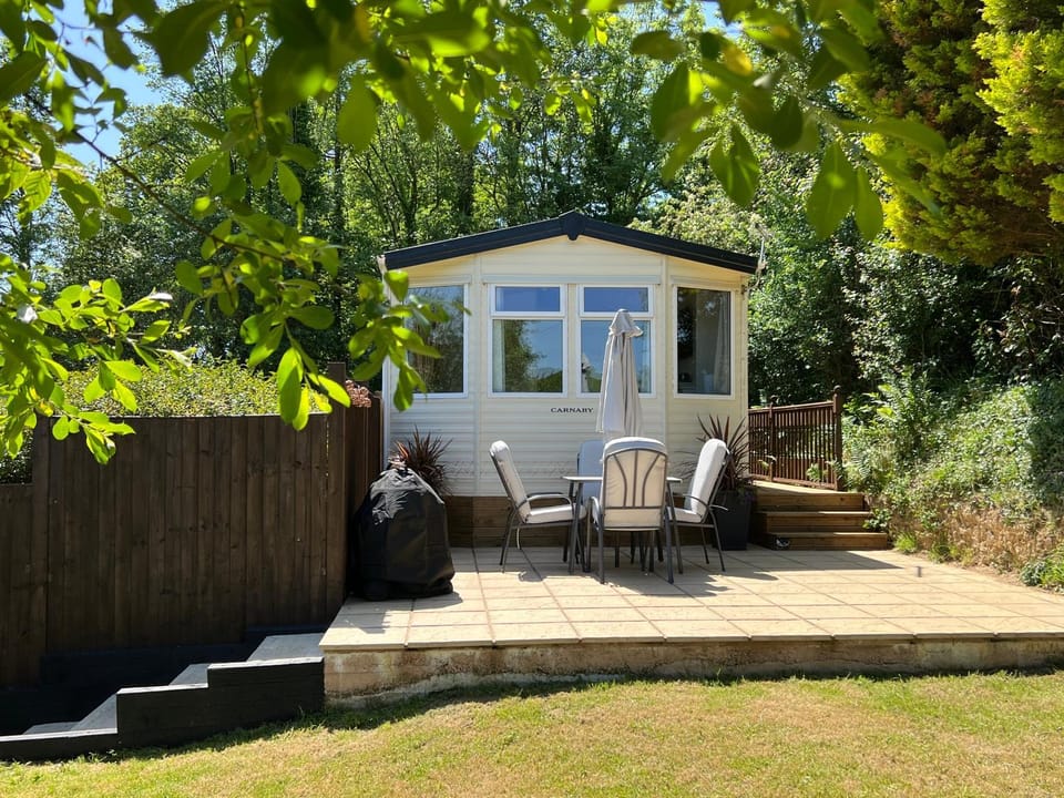 Property building, Patio, Garden, Garden view