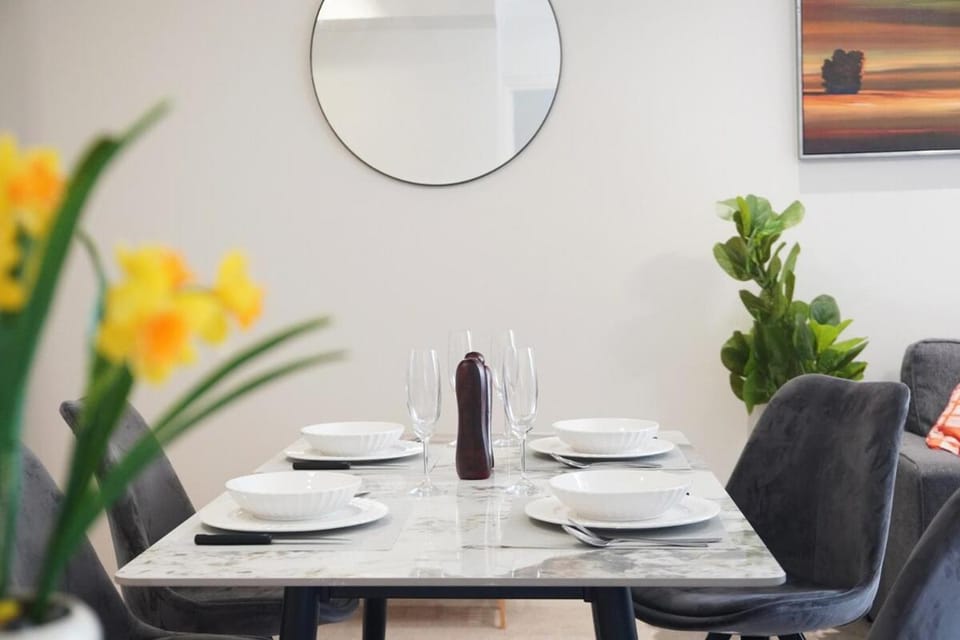 Urban Oasis - Central丨Tranquil丨Parking Apartment in Surry Hills