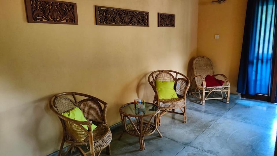 Chirping Birds Villa Apartment in Hikkaduwa