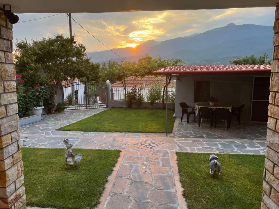 Papadopoulos House Apartment in Decentralized Administration of Macedonia and Thrace