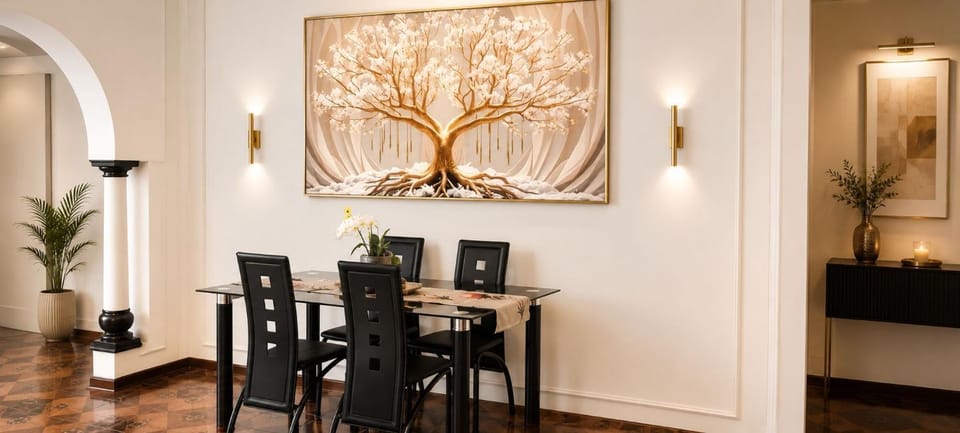 Restaurant/places to eat, Decorative detail, Seating area, Dining area