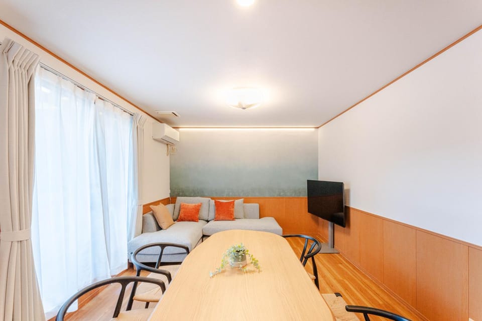 Living room, Dining area