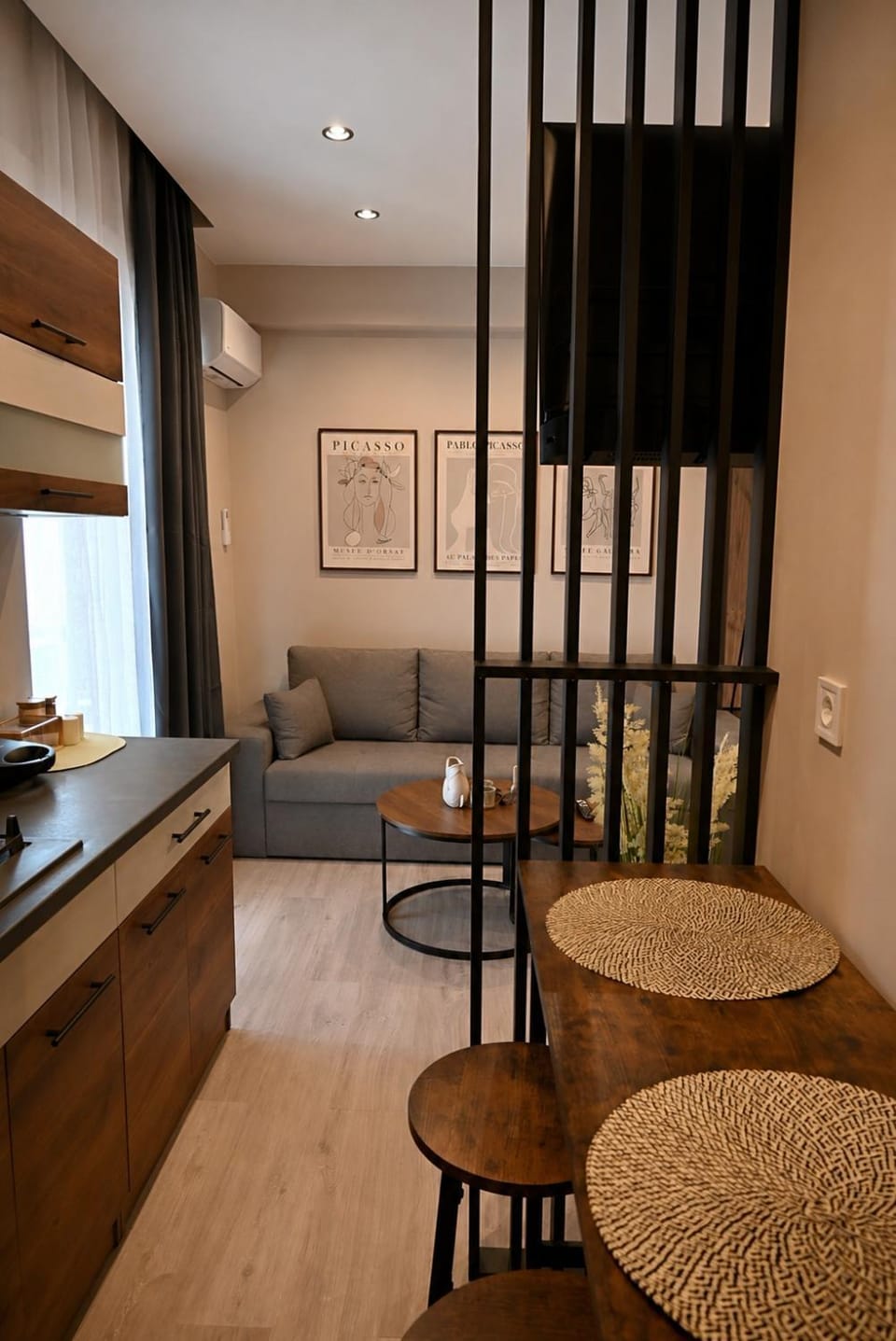 Living room, Dining area, kitchen