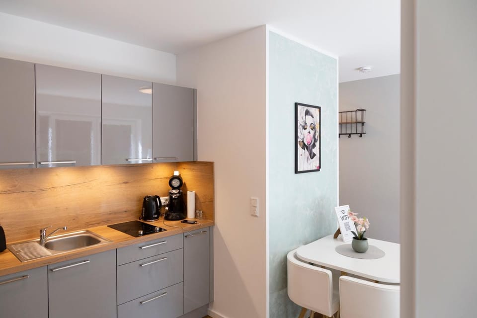 Coffee/tea facilities, Kitchen or kitchenette, Kitchen or kitchenette